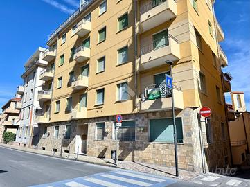 3 LOCALI A ALASSIO