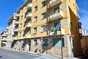 3 LOCALI A ALASSIO