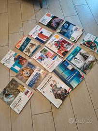 Libri di testo scolastici scuole superiori 1 2 3 a