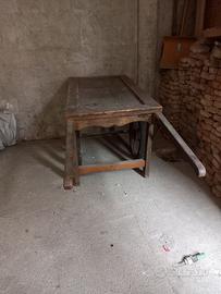 carriola di legno
