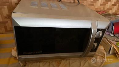 Forno a microonde De longhi come nuovo
