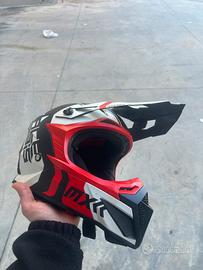 Casco cross