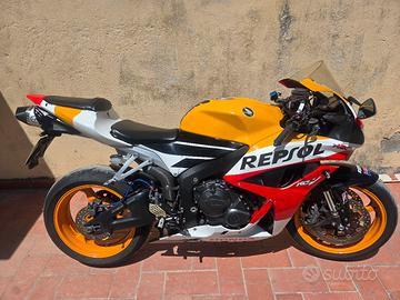 CBR 600 RR  2010 FINANZIABILE 