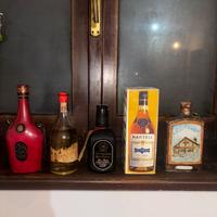 Bottiglie e distillati vintage da collezione