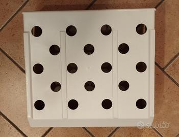 1 cassetto centrale per freezer come nuovo. Adatt