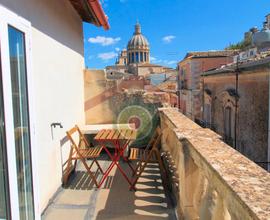 Monolocale con terrazzino ideale per studenti