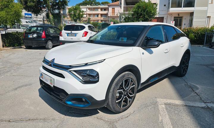 CITROEN E-C4 motore elettrico 136 CV
