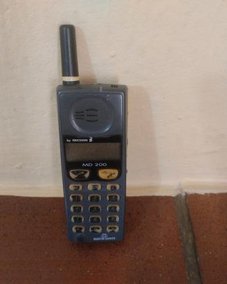 cellulare Ericsson md200 Martin dawes