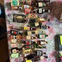 45 mignon bottiglie piccole liquori vari anni 80