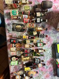 45 mignon bottiglie piccole liquori vari anni 80