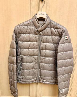 Piumino uomo leggero 100 grammi
