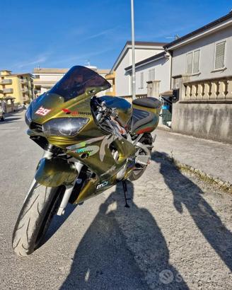 Yamaha R6 2001