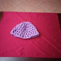 Cappello in misto lana lavorazione ad uncinetto 