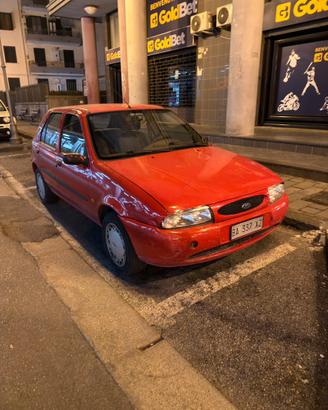 Ford techno del’ 98, ottime condizion motore