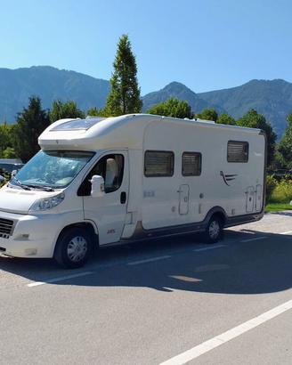 Camper Arca 740glc semi integrale