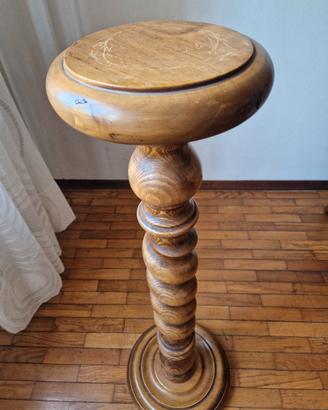 colonna in legno
