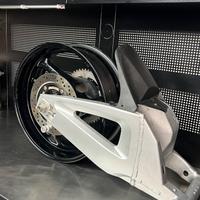 Forcellone Suzuki GSR 600