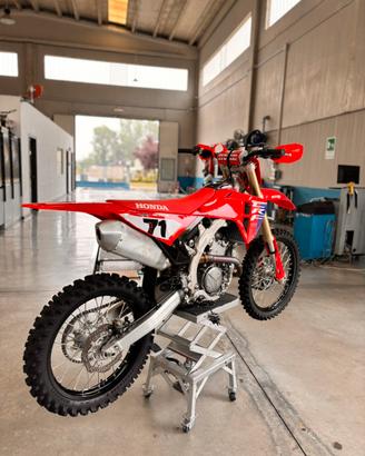 HONDA CRF 250 2025 CON 8h