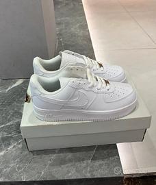 Nike Air Force 1 bianco taglia 39 nuove