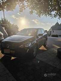 VolvoXC60  N1 AUTOCARRO 2016  automatica FULL OPT.