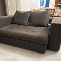 Divano due posti in tessuto grigio 