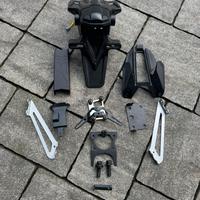 PORTATARGA ORIGINALE MT07