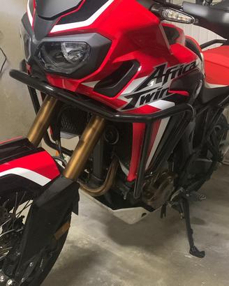 Africa Twin anno 2019, praticamente nuova