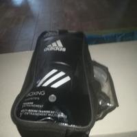 Guantoni da boxe Adidas