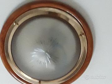 Plafoniera in vetro e legno