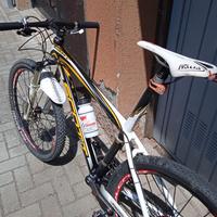 MTB scott scale rc hmx
