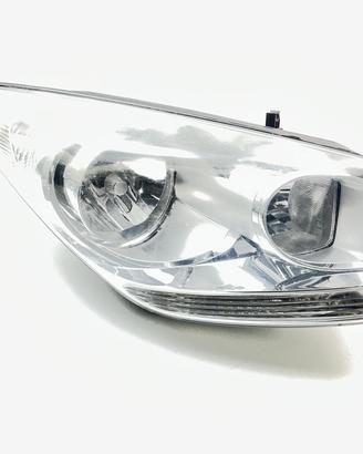 FARO ANTERIORE DESTRO KIA Venga 1° Serie 921021P0