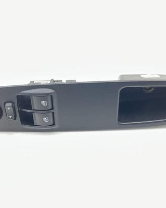 PULSANTIERA ANTERIORE SINISTRA FIAT Punto EVO 7355