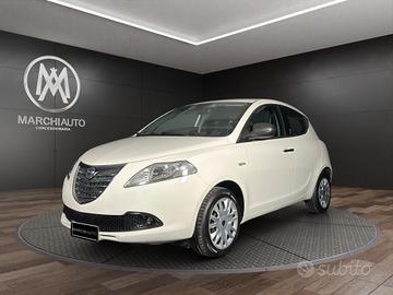 LANCIA Ypsilon 1.2 69 CV 5 porte Silver