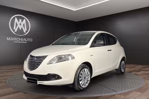 LANCIA Ypsilon 1.2 69 CV 5 porte Silver
