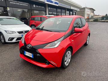 Toyota Aygo 1.0 VVT-i 69 CV 5 porte x-business *NE