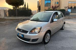 FORD FIESTA 1.2 BENZ 2007 12 MESI GARANZIA