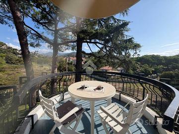 2 LOCALI A BORDIGHERA