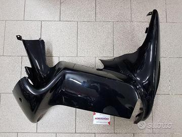 Carenatura superiore destra Yamaha XQ MAXSTER