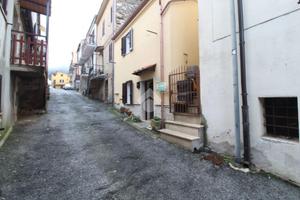 2 LOCALI A MONTORIO ROMANO