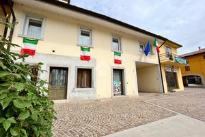 CASA SEMINDIPENDENTE A LESTIZZA