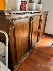 Credenza in legno massello stile classico