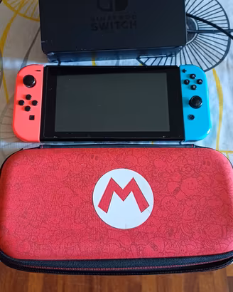 Nintendo Console Switch+JOY+Neon+Dock+custodia