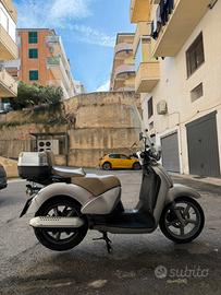 Aprilia scarabeo 125