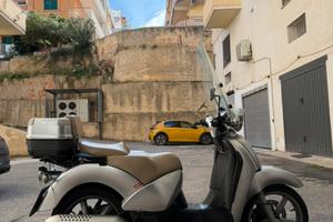 Aprilia scarabeo 125