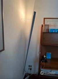 Lampada da terra Lumen Center Torcere