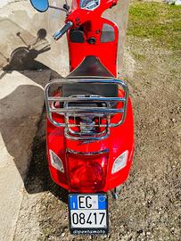 Piaggio Vespa 300 GTS - 2016