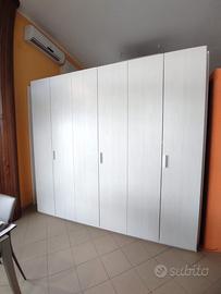 Armadio 6 ante