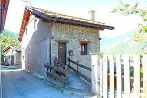 Prestigiosa porzione di casa di montagna su due li