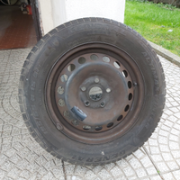 4 pneumatici + 4 cerchioni