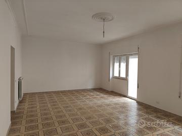 Appartamento trilocale in a Latina centro